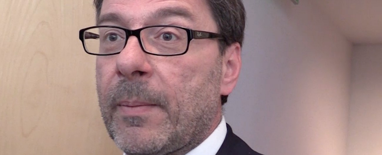 Copertina di Governo, Giorgetti: “Di Maio chiede vertice di governo? Più incontri si fanno e meglio è. Meglio non parlarsi su twitter”
