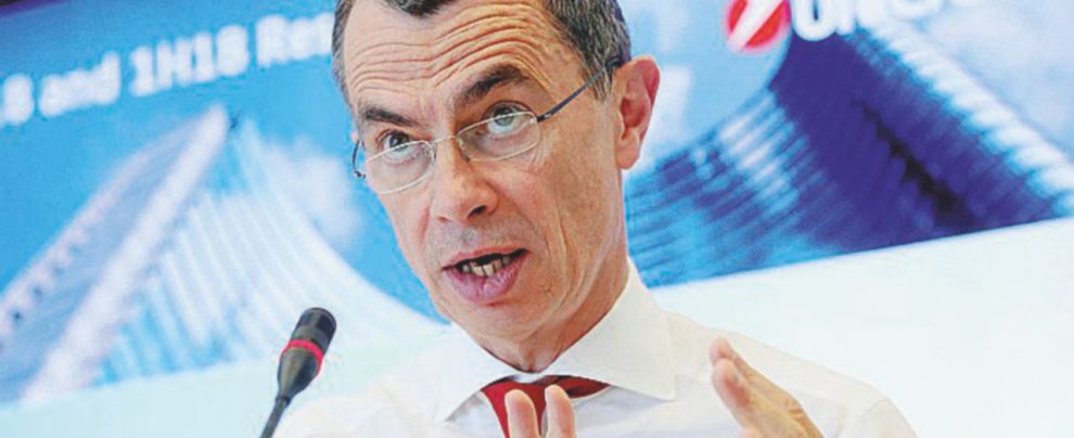 Il banchiere d’affari - L’ad di Unicredit, Jean Pierre Mustier, arrivato nel 2016 - Ansa Unicredit pensa a Commerz, ma Berlino non vuole