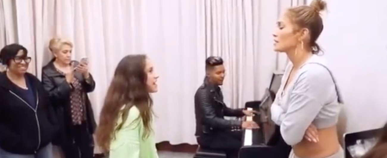 Copertina di Quando il talento è ereditario, la performance della piccola Emme è da brividi. Canta ‘If I ain’t got you” e mamma Jennifer Lopez resta sbalordita