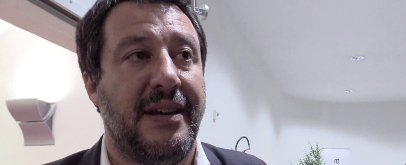 Copertina di Governo, Salvini a Di Maio: “Se vogliamo fare vertici facciamoli, a me interessa fare le cose”