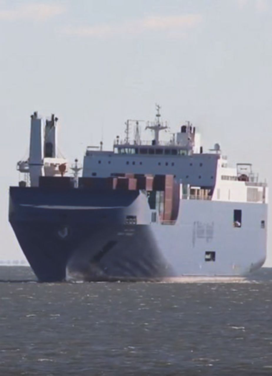 Copertina di I camalli genovesi pronti a boicottare la nave con gli armamenti per Ryad