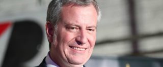 Copertina di New York, sindaco Bill de Blasio corre per le presidenziali del 2020: “Contro ricchi e corporation”