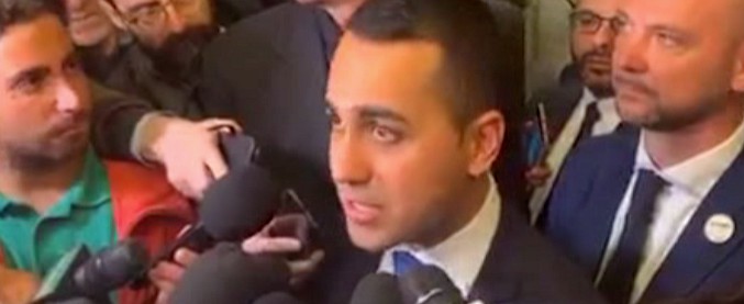 Copertina di Governo, Di Maio: “Avanti a lavorare per cose concrete ma noi sulla corruzione siamo intransigenti”