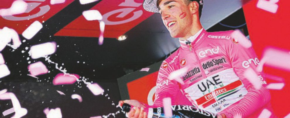 Si festeggia - Con ben 238 chilometri è stata la tappa più lunga del Giro - Ansa Il Giro si veste in completo azzurro