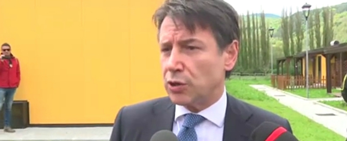 Copertina di Governo, Conte risponde a Giorgetti: “Gravissimo mettere in dubbio mia imparzialità, basta allusioni e insinuazioni”