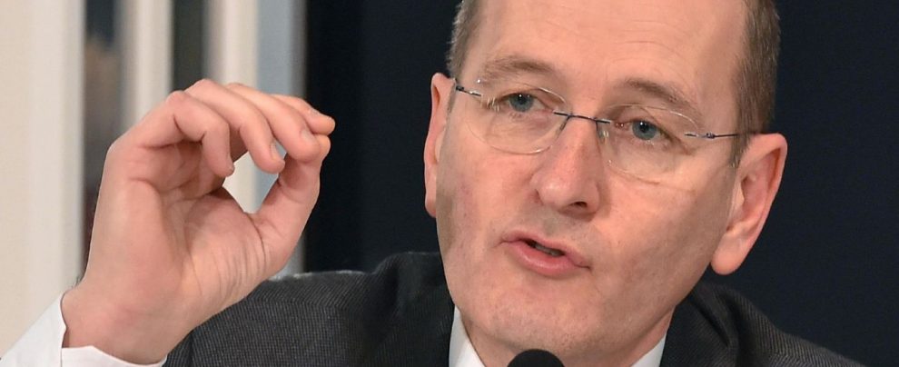 “Salvini fa gli errori di Renzi. Alla fine il troppo stroppia” “Salvini fa gli errori di Renzi. Alla fine il troppo stroppia”
