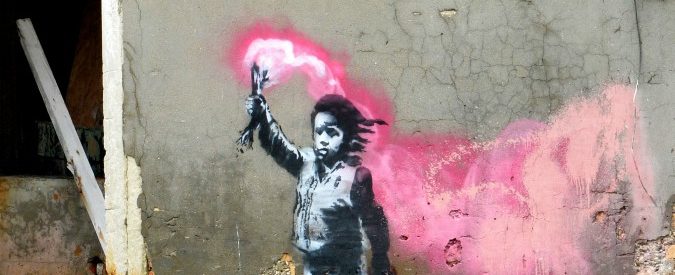 Banksy porta dipinto in piazza a Venezia. I vigili non lo riconoscono e lo cacciano perché era senza permesso di vendita