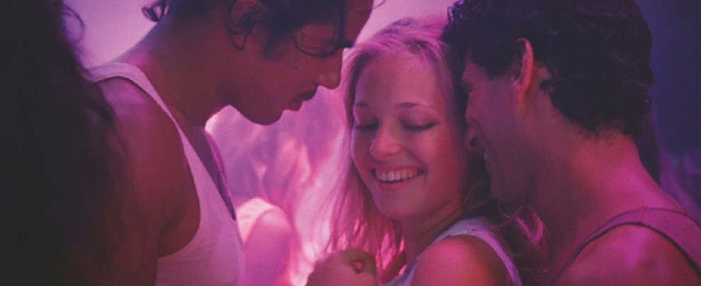 Sesso, culi e drink: l’Intermezzo nudo di Kechiche Sesso, culi e drink: l’Intermezzo nudo di Kechiche