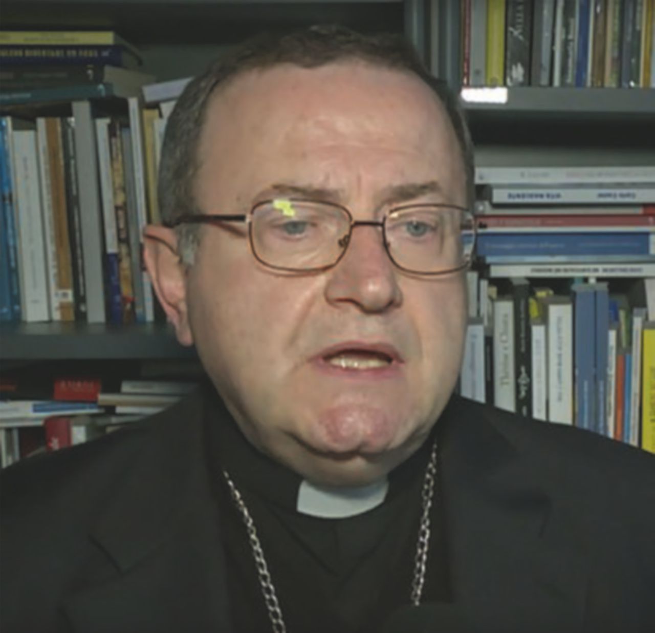 Pedofilia, la svolta della Cei: “Obbligo di segnalazione dei casi sospetti anche alle autorità civili”