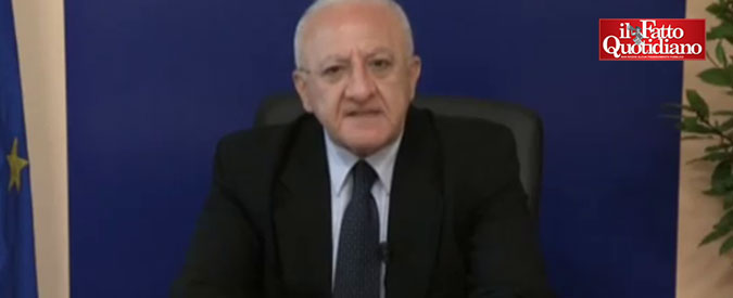 Copertina di De Luca: “Di Maio? Sua massima responsabilità vendere chinotti e noccioline allo stadio con Genny La Carogna”