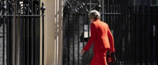 Copertina di Theresa May, da Lady di Ferro a capo debole. Ascesa e lenta caduta della premier affondata da compagni partito