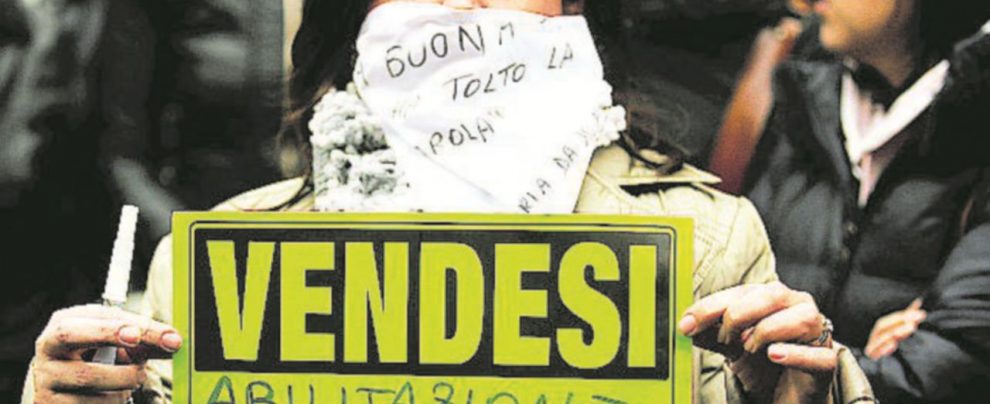 La soluzione - Ci sarà un nuovo Pas, un percorso abilitante a cui accedere - LaPresse Scuola, maxi sanatoria a due giorni dal voto