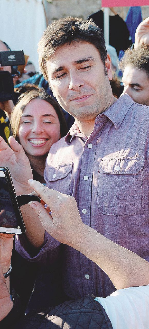 Poca gente, molto Dibba L’ultima piazza senza Grillo