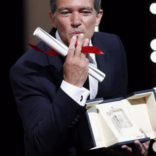 Cannes, i vincitori – Palma d’oro a Parasite. Antonio Banderas miglior attore, premio alla regia per i fratelli Dardenne