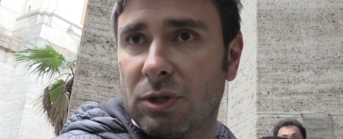 Copertina di Europee, Di Battista: “Passo indietro di Di Maio? No, si vince e si perde tutti insieme. La colpa del risultato è del M5s”