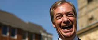 Copertina di Parlamento Ue, Zanni (Lega): “Stiamo per chiudere accordo con Farage”. Ma leader Brexit Party: “Sono per restare con M5s”
