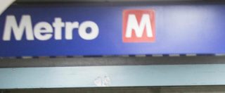 Copertina di Roma, “piove acido dal soffitto della stazione Spagna sulla metro A”: ustionato un passeggero
