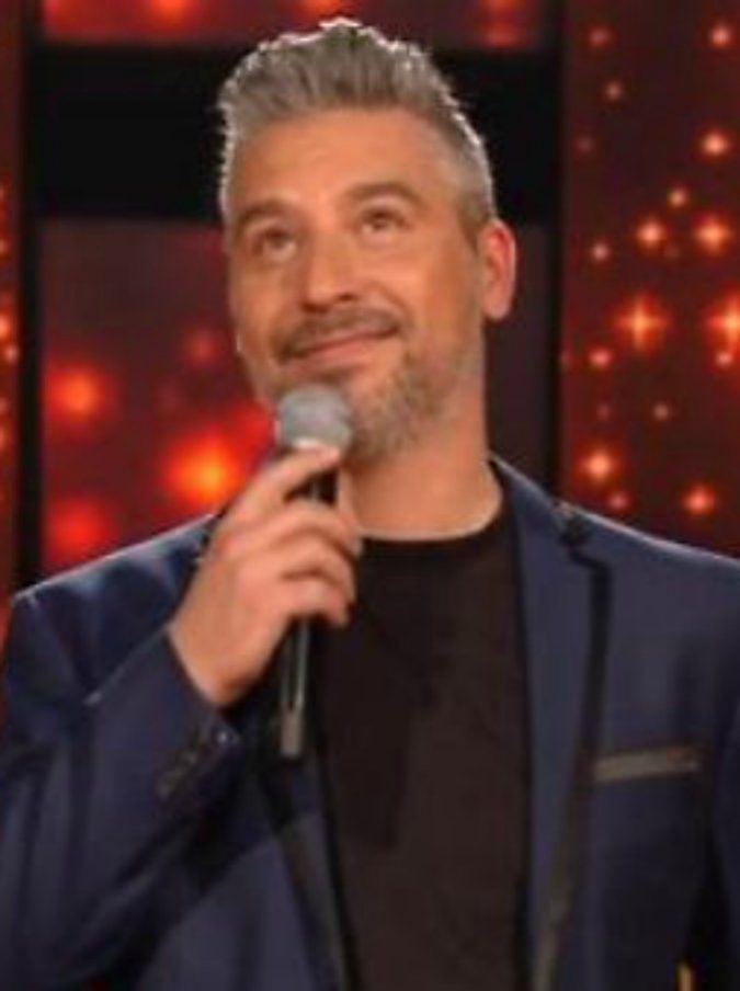 Dennis Fantina, il primo vincitore di “Amici” torna come concorrente da Michelle Hunziker: “Ho due figli e sono disoccupato” Dennis Fantina, il primo vincitore di “Amici” torna come concorrente da Michelle Hunziker: “Ho due figli e sono disoccupato”