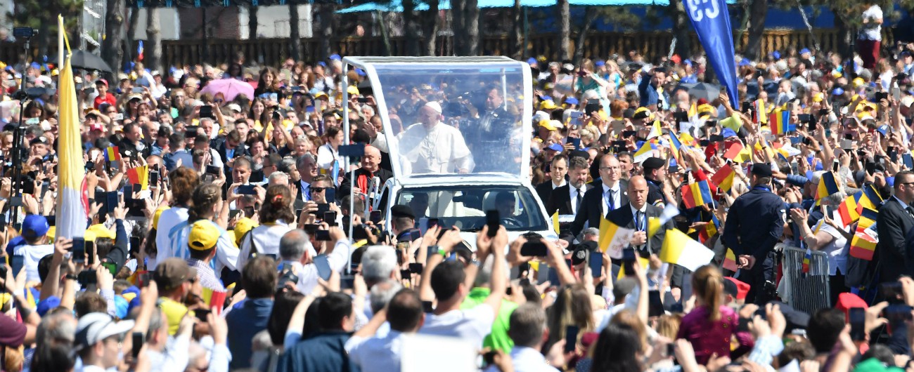 Papa Francesco chiede scusa ai Rom: “Perdonateci per le discriminazioni, le segregazioni e i maltrattamenti”