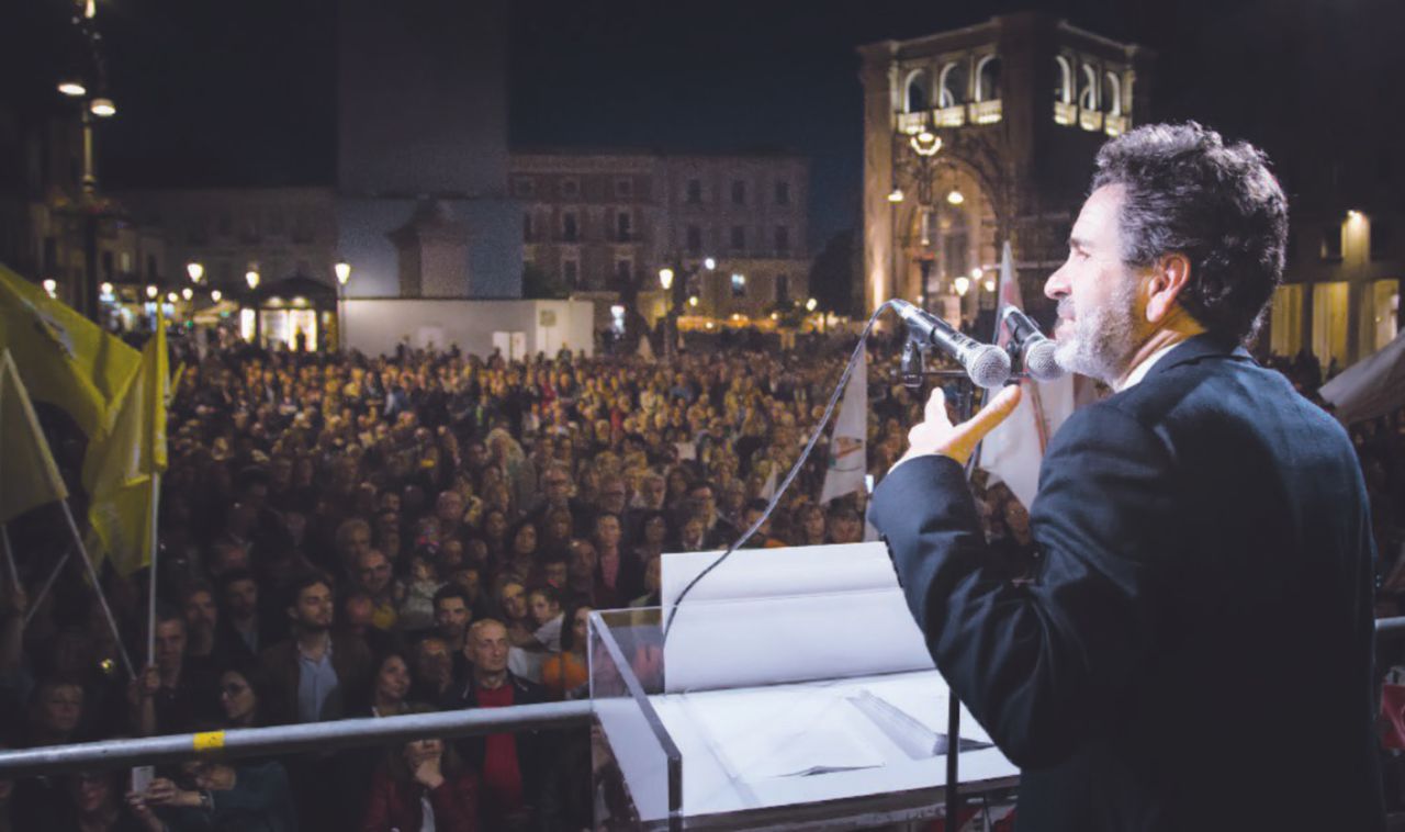 Copertina di “La voce metallica del Pd,  metafora di una sinistra senza più cuore”