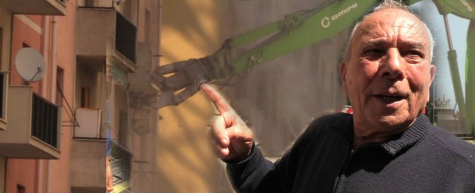 Copertina di Ponte Morandi, al via la demolizione delle case di via Porro. E c’è chi rifiuta gli indennizzi: “Inserita clausola-beffa”