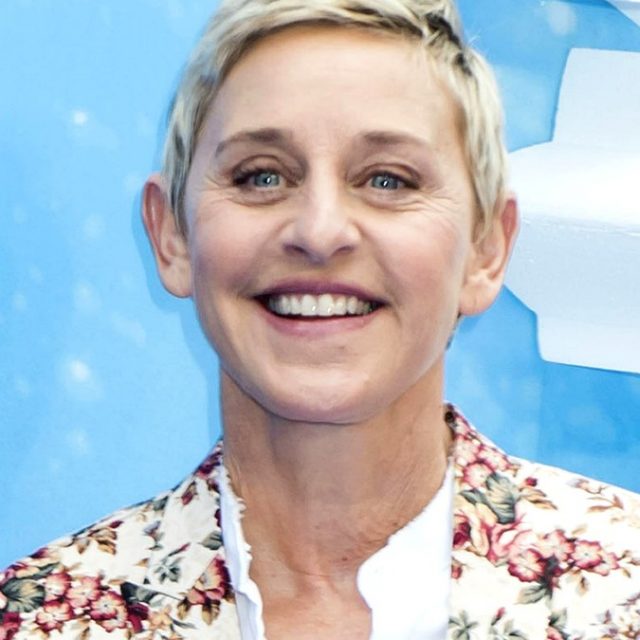 Ellen DeGeneres: “Sono stata molestata dal mio patrigno. Mia madre non mi ha creduto ed è rimasta con lui 18 anni”
