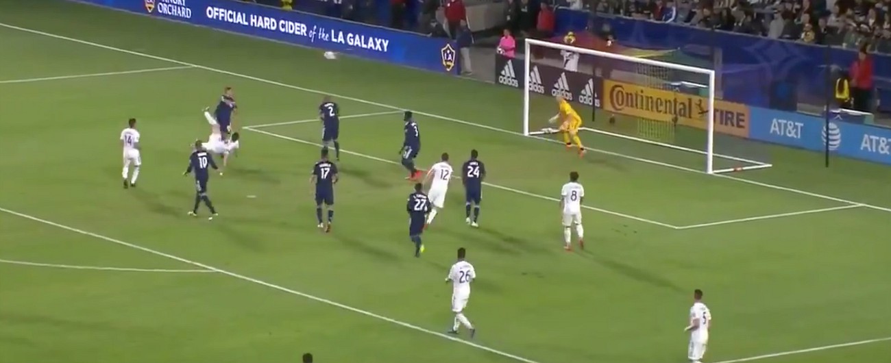 Copertina di L’ultima strabiliante prodezza di Zlatan Ibrahimovic, il suo gol in rovesciata è tra i più belli di sempre