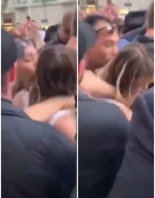 Miley Cyrus, un fan la afferra e con la forza tenta di baciarla: la cantante molestata a Barcellona. Le immagini