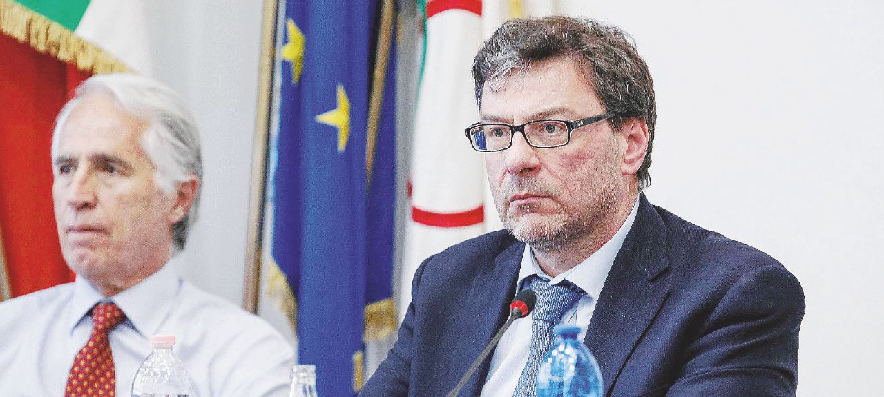 Giorgetti si prende tutto: arriva la Consip dello sport