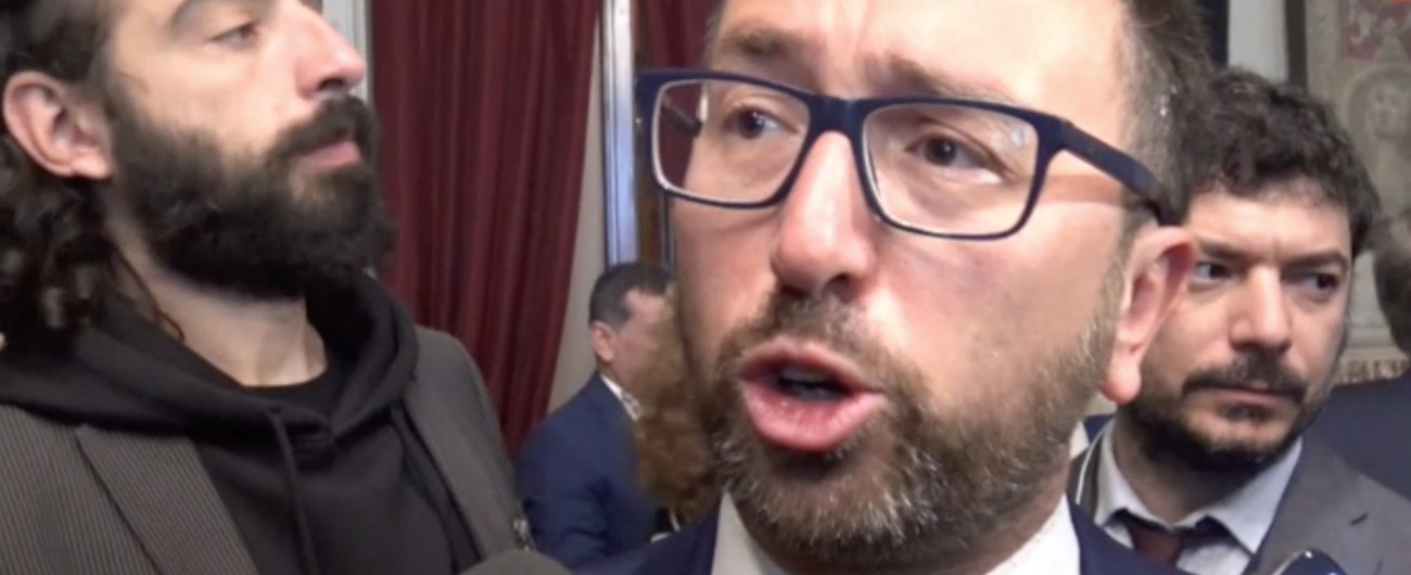 Copertina di Csm, Bonafede: “Serve una riforma, era scritto nel contratto”. E il vicepresidente Ermini non risponde su Lotti