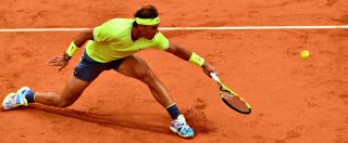 Copertina di Roland Garros, sulla terra non c’è storia: Nadal liquida Federer, è 12esima finale