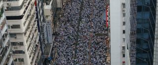 Copertina di Hong Kong, un milione di persone in strada per protestare contro legge sulle estradizioni verso la Cina