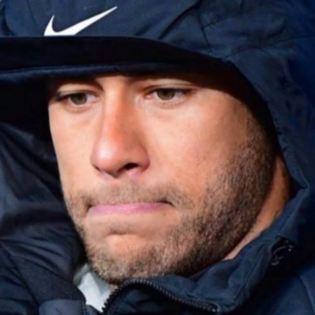 Neymar, la modella che lo accusa denuncia: “Mi hanno rubato il tablet con il video dello stupro”. Poi sviene davanti al giudice