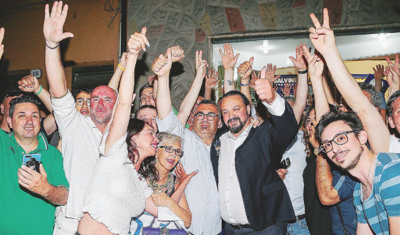 Copertina di Il Pd fermo a Franceschini: così Ferrara diventa leghista