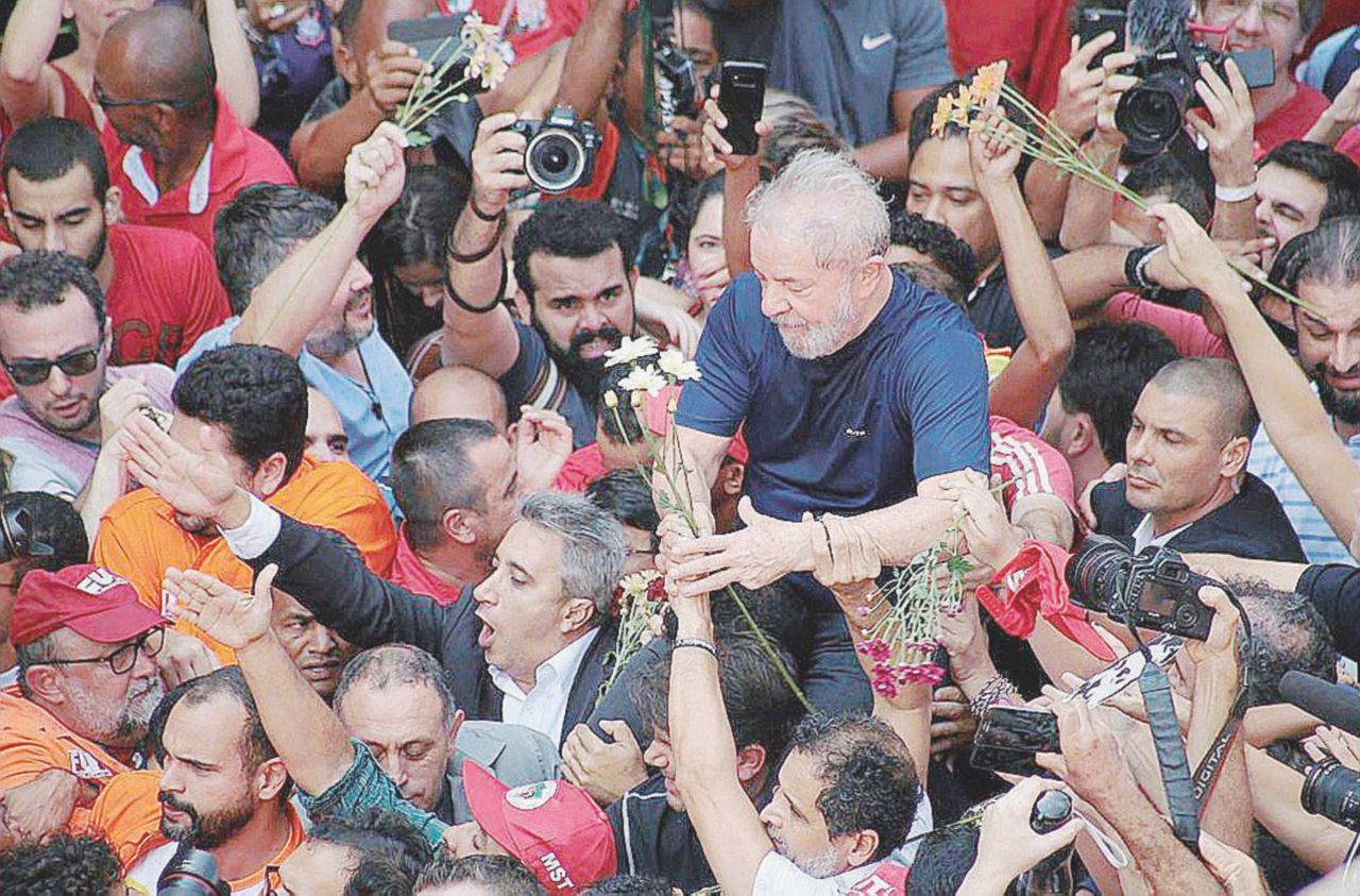 Copertina di “Ho dubbi su Lula e i suoi vantaggi grazie a Petrobras”