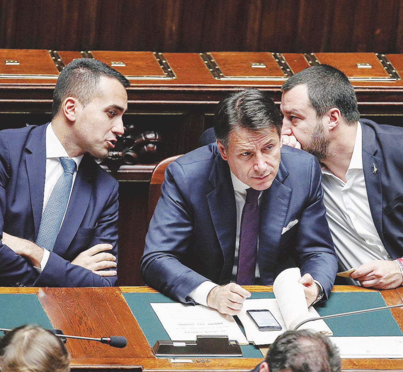 I due vice e il premier “rivale”. La scure Ue sul vertice a Chigi