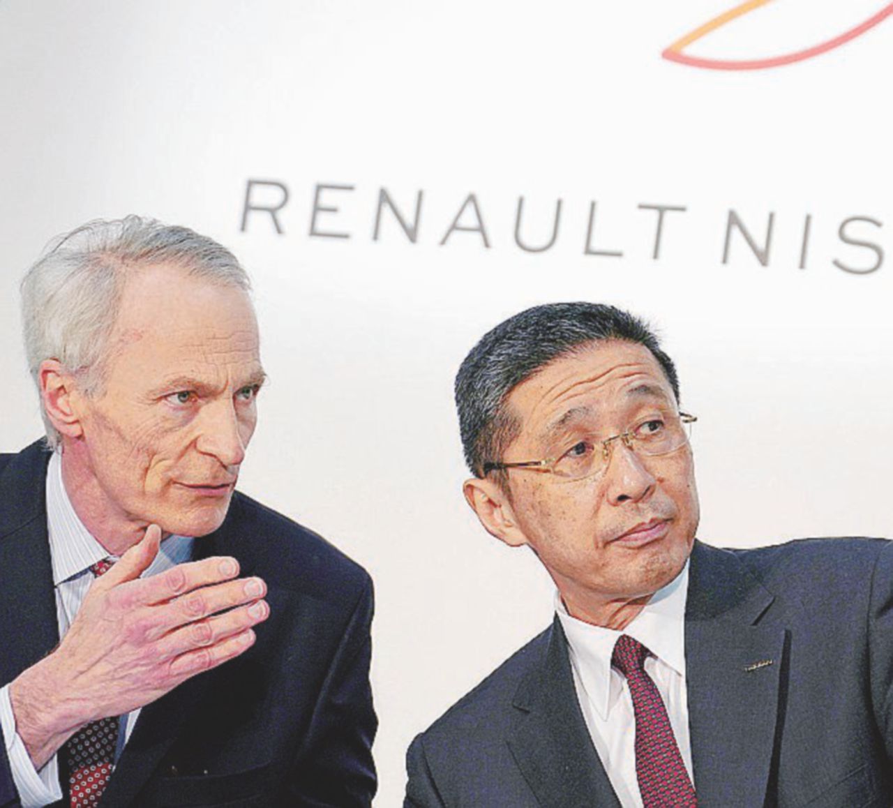 Renault pressa Nissan per l’ok all’intesa con Fca