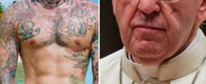 Papa Francesco cita Fedez nell’omelia, il rapper gli risponde così