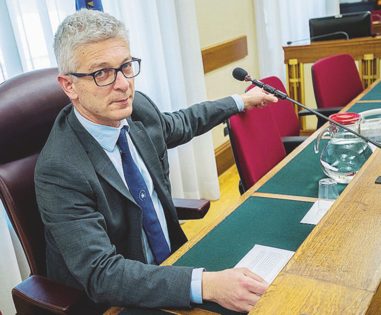 “Le sirene un messaggio in codice mafioso Alfieri non può gestire 1,8 miliardi di fondi”