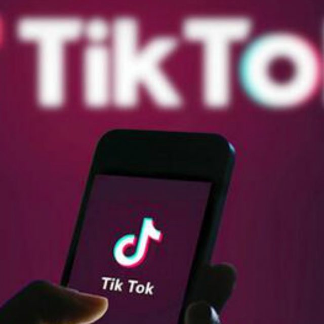 TikTok è il nuovo Youtube? 5 ragioni del successo dell’app che fa concorrenza a Zuckerberg
