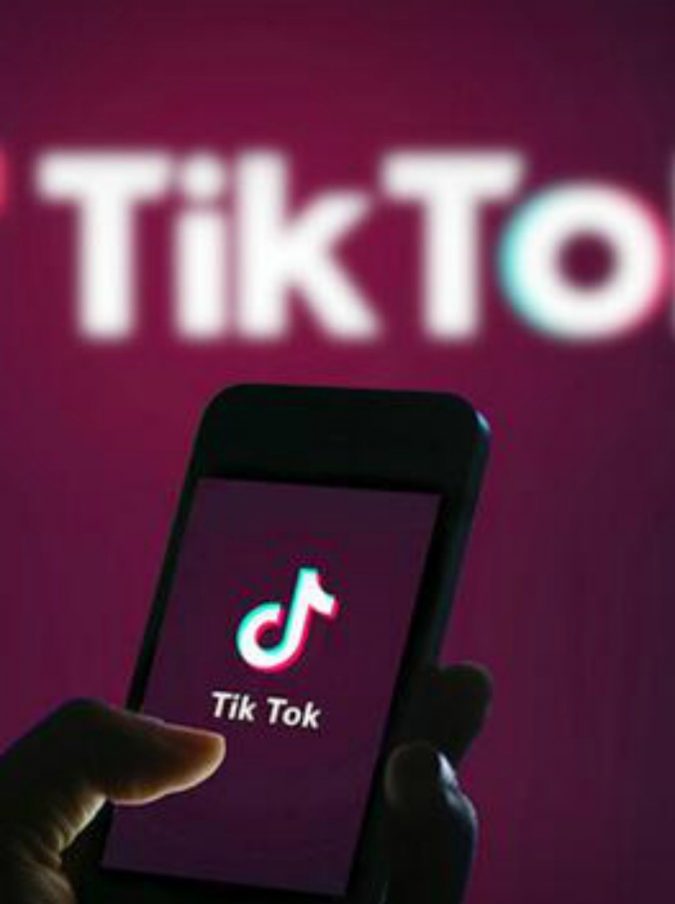 TikTok è il nuovo Youtube? 5 ragioni del successo dell’app che fa concorrenza a Zuckerberg