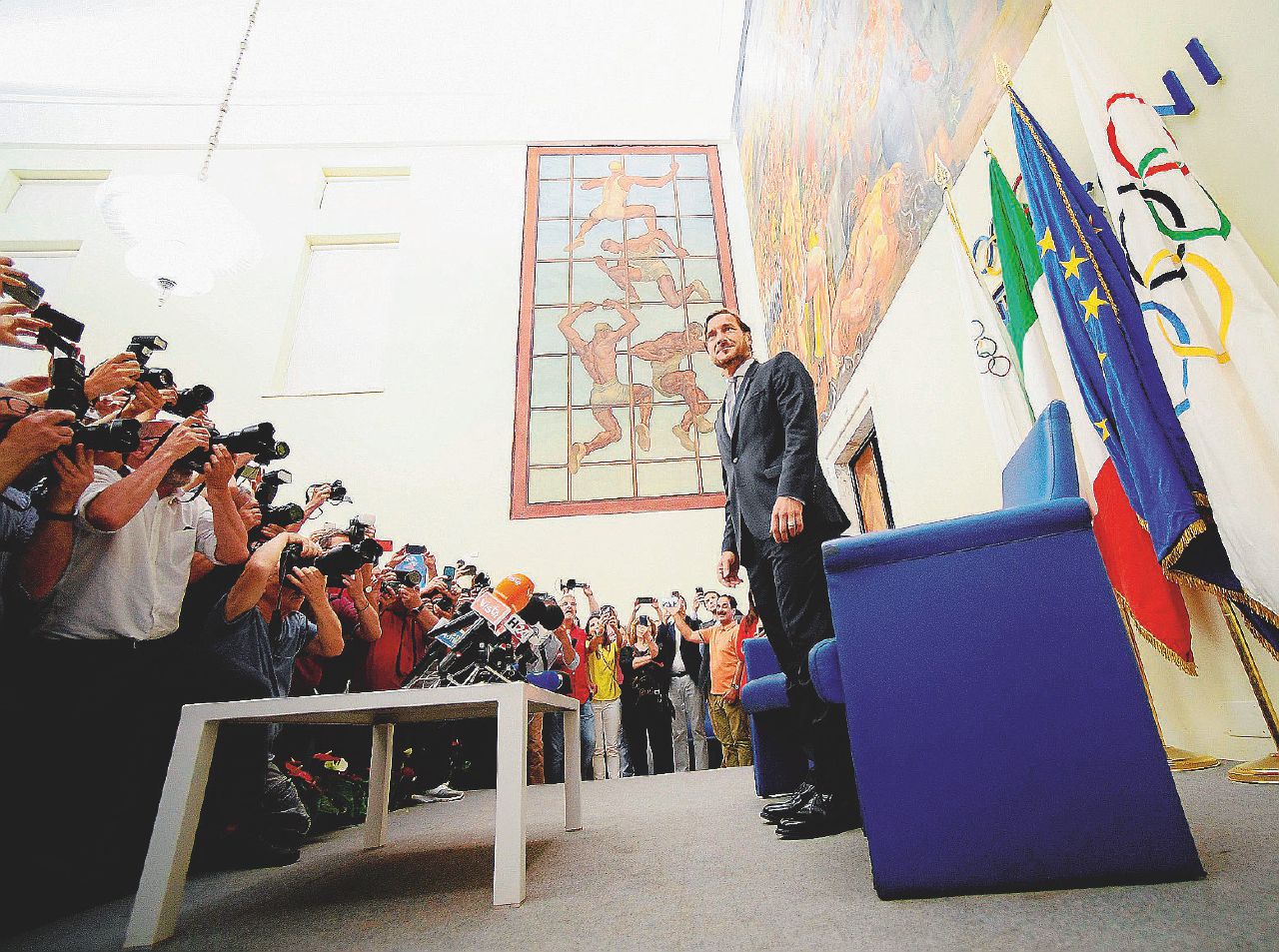 Copertina di L’addio dell’ottavo re. Francesco Totti lascia la Roma