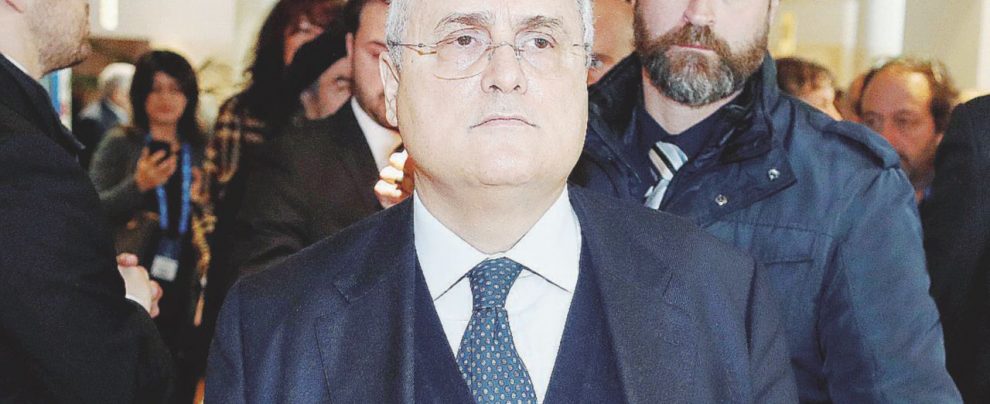 Il moralizzatore - Claudio Lotito durante un’assemblea della Figc a Fiumicino Lotito sogna il Senato: la Giunta pronta a “regalargli” un seggio