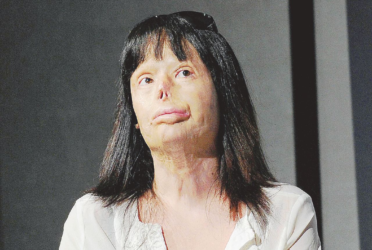 Copertina di La vittima ora è sotto accusa: il femminicidio non finisce mai