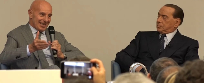 Copertina di Arrigo Sacchi presenta il suo libro e racconta il grande Milan: “Firmai il contratto in bianco, a Parma prendevo di più”