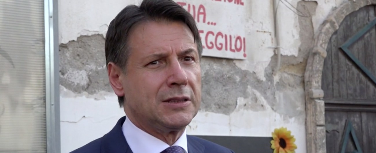 Copertina di Governo, Conte: “All’Italia serve una manovra ‘contiana’, non altro”. E sulla lettera a UE: “Messaggio politico”
