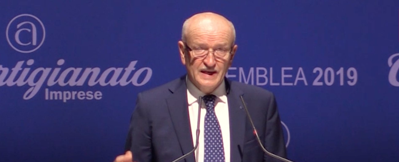 Copertina di Confartigianato, fischi al reddito di cittadinanza. Merletti: “Quanto lavoro si produrrebbe con 5,6 miliardi?”