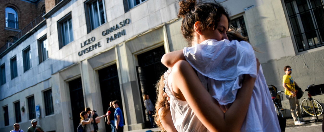 Copertina di Maturità 2019, la diretta – Ecco le tracce della prima prova: Ungaretti con “Risvegli” e Sciascia per l’analisi del testo. Poi Stajano, Bartali e Dalla Chiesa