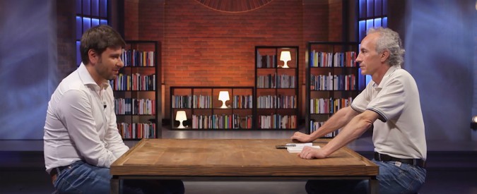 Copertina di Di Battista: “Quando ho visto i miei amici giurare come ministri ho rosicato”. In libreria con Politicamente scorretto