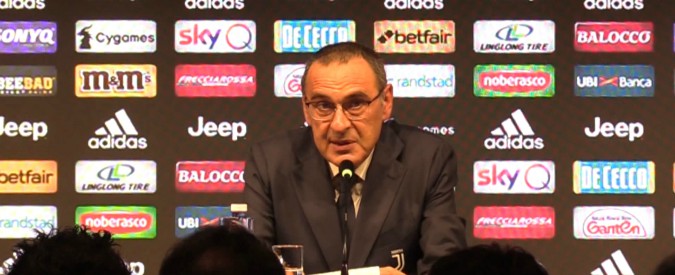 Copertina di Calcio, Sarri si presenta: “Juventus è coronamento di carriera lunghissima. Ho rispettato tutti”